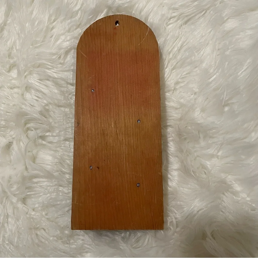 Vintage Nuway wooden knife holder that hangs on the wall